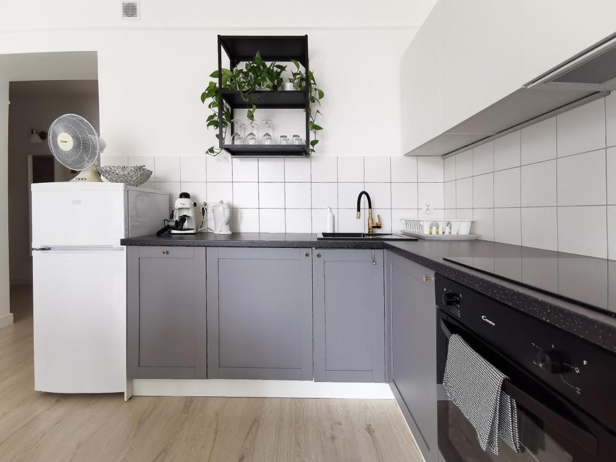 Spacious & Quiet Apt - Old Town & Kazimierz Cracovia Exterior foto